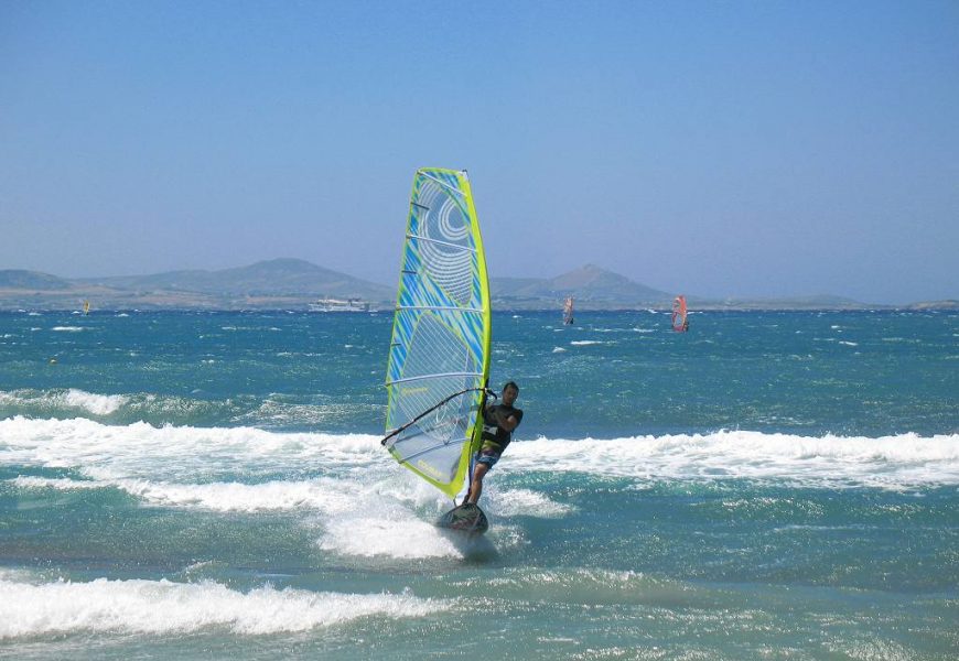 Wind surfing στη Νάξο